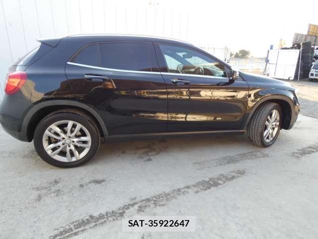 Mercedes Benz GLA-CLASS 2015-03 4967599-17
