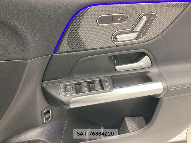 Mercedes Benz GLA-CLASS 2025-06 4967554-18