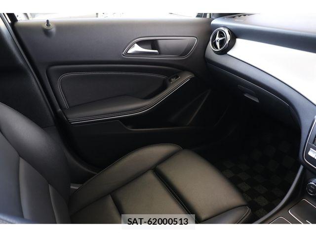Mercedes Benz GLA-CLASS 2019-06 5871863-21