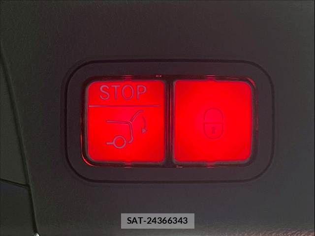 Mercedes Benz GLA-CLASS 2024-11 5871859-9