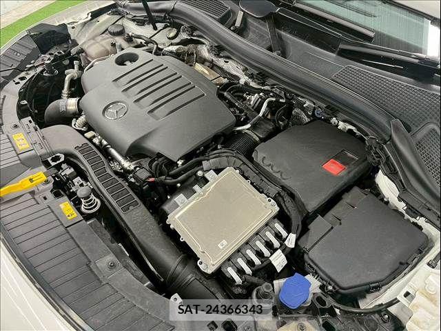 Mercedes Benz GLA-CLASS 2024-11 5871859-11