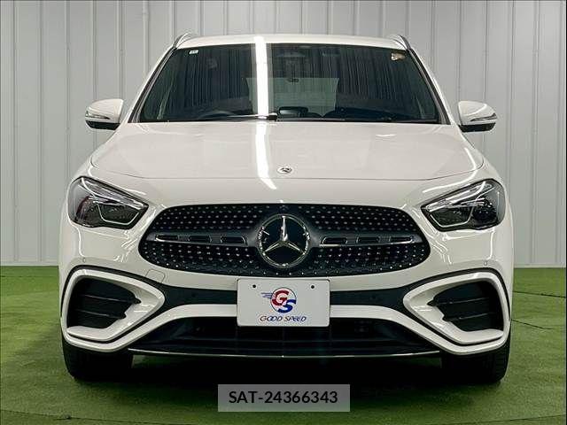 Mercedes Benz GLA-CLASS 2024-11 5871859-12