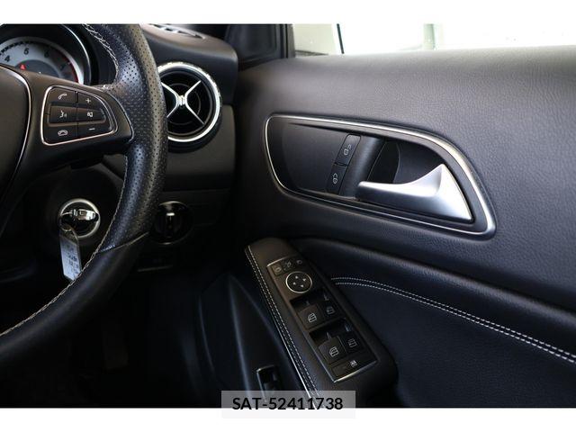 Mercedes Benz GLA-CLASS 2017-01 5871866-19