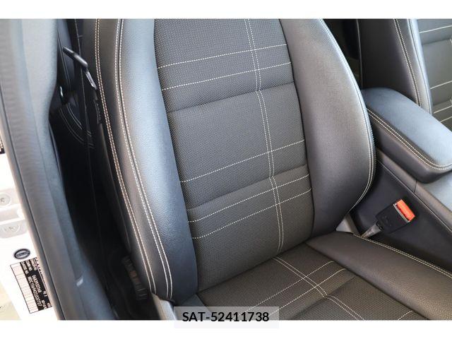 Mercedes Benz GLA-CLASS 2017-01 5871866-23