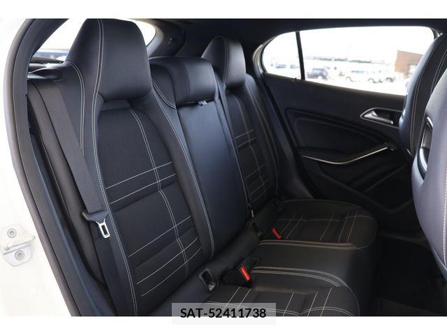 Mercedes Benz GLA-CLASS 2017-01 5871866-26
