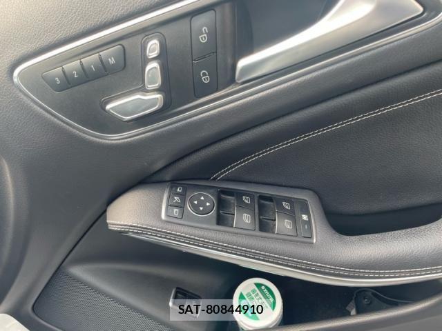 Mercedes Benz GLA-CLASS 2020-02 5871864-12