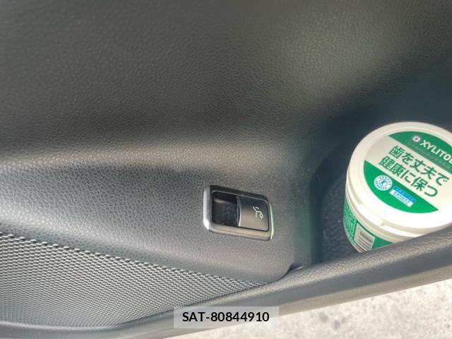 Mercedes Benz GLA-CLASS 2020-02 5871864-13