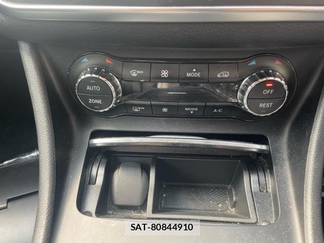 Mercedes Benz GLA-CLASS 2020-02 5871864-24