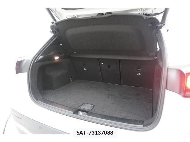 Mercedes Benz GLA-CLASS 2021-12 6012851-13
