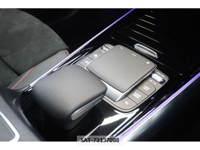 Mercedes Benz GLA-CLASS 2021-12 6012851-17