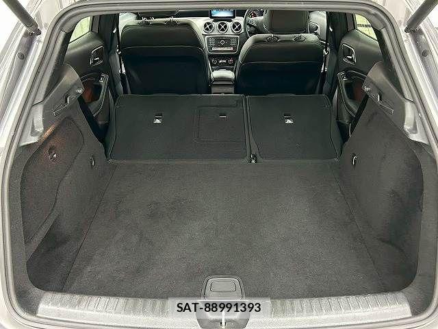 Mercedes Benz GLA-CLASS 2017-08 6216821-10
