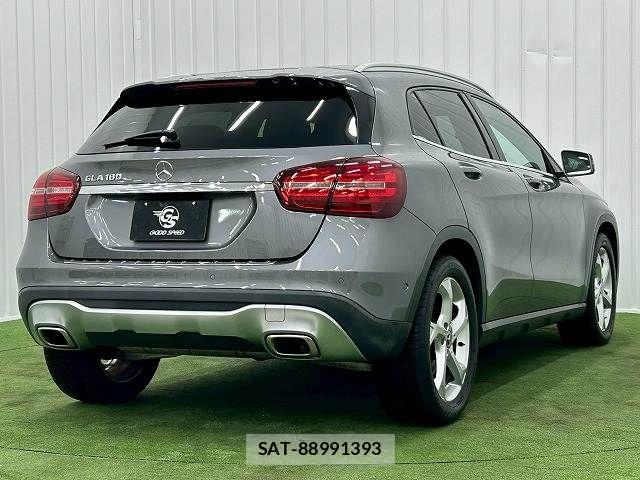 Mercedes Benz GLA-CLASS 2017-08 6216821-15