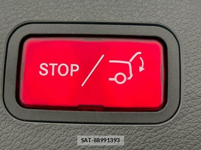 Mercedes Benz GLA-CLASS 2017-08 6216821-7