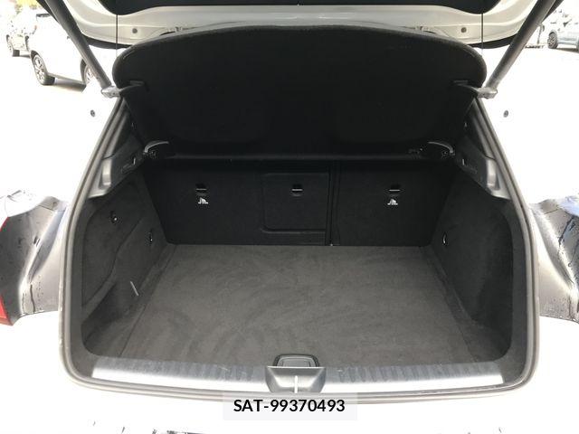 Mercedes Benz GLA-CLASS 2018-03 6245659-15