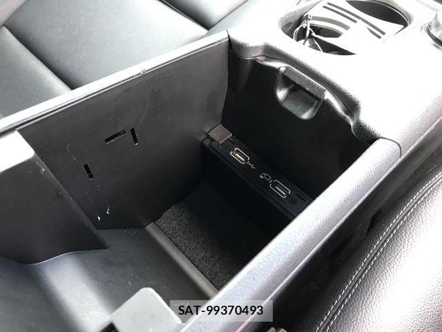Mercedes Benz GLA-CLASS 2018-03 6245659-26