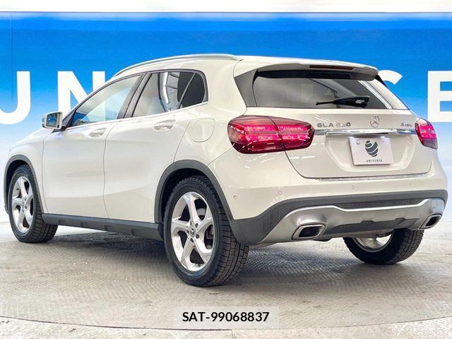 Mercedes Benz GLA-CLASS 2017-09 6305173-16