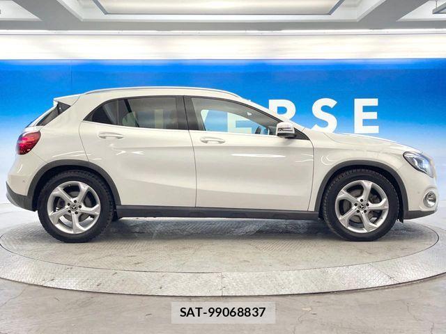 Mercedes Benz GLA-CLASS 2017-09 6305173-17