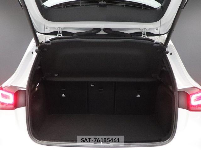 Mercedes Benz GLA-CLASS 2022-11 6500135-16