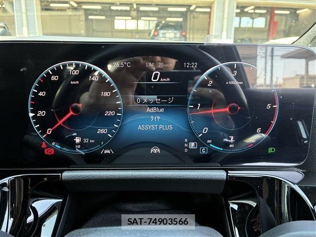 Mercedes Benz GLA-CLASS 2021-02 6672461-16