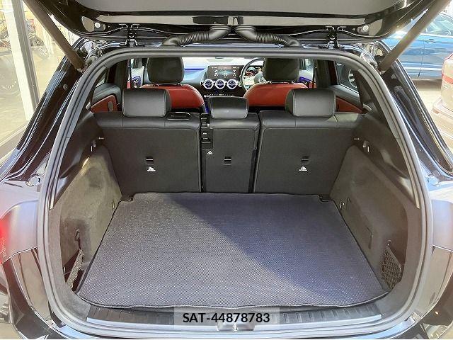Mercedes Benz GLA-CLASS 2021-10 6672460-13