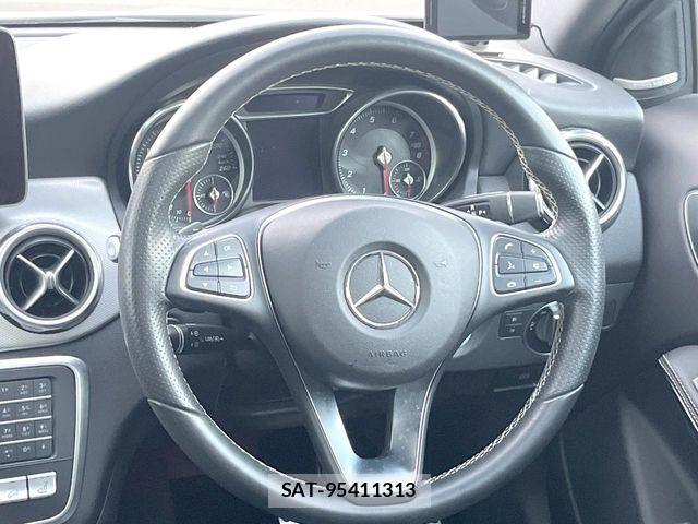 Mercedes Benz GLA-CLASS 2018-03 6676832-11