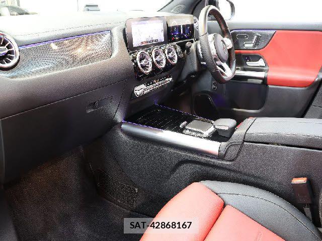 Mercedes Benz GLA-CLASS 2020-08 6676829-1