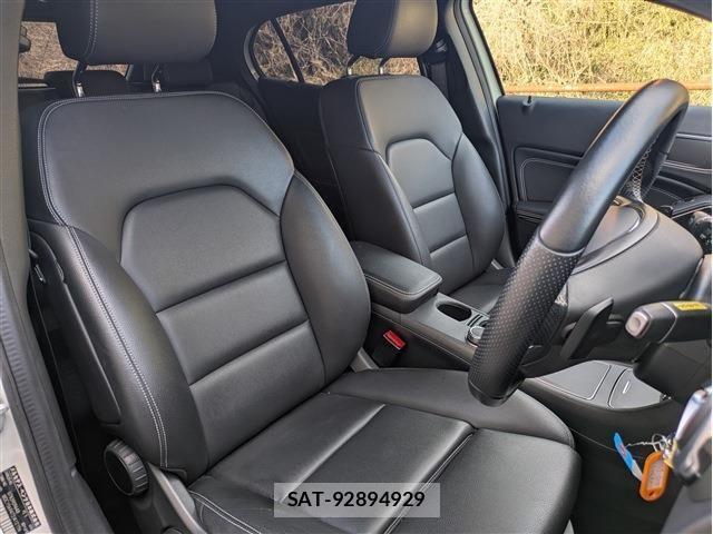 Mercedes Benz GLA-CLASS 2017-09 6676834-11