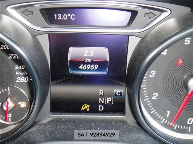 Mercedes Benz GLA-CLASS 2017-09 6676834-18