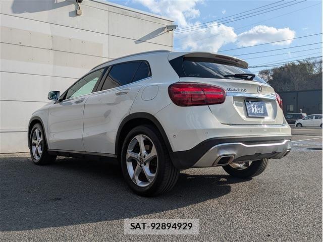 Mercedes Benz GLA-CLASS 2017-09 6676834-6