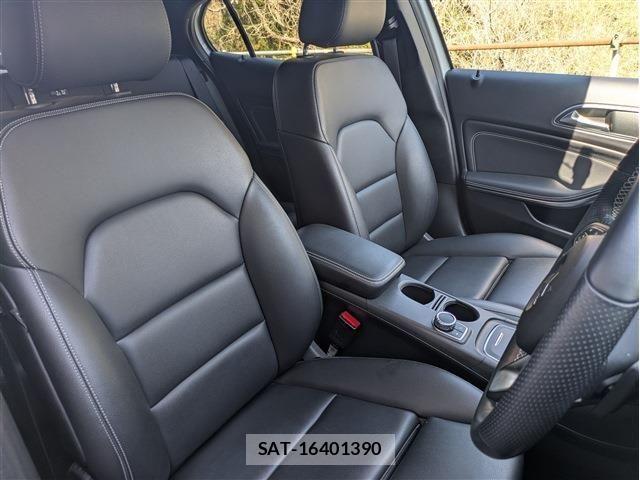 Mercedes Benz GLA-CLASS 2019-04 6676831-11