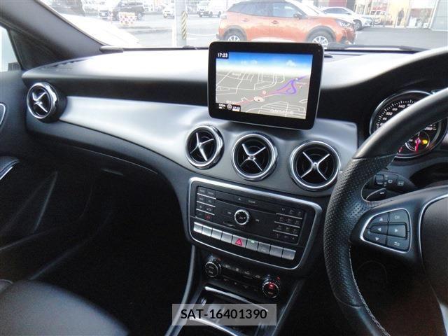 Mercedes Benz GLA-CLASS 2019-04 6676831-19