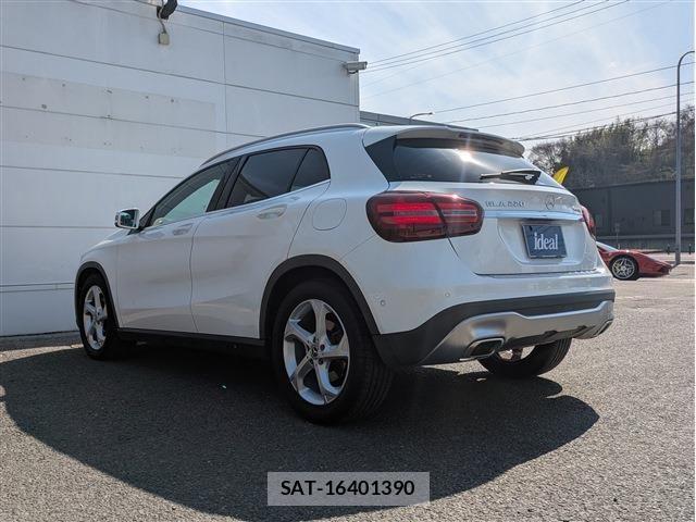 Mercedes Benz GLA-CLASS 2019-04 6676831-6
