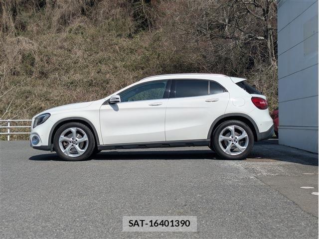 Mercedes Benz GLA-CLASS 2019-04 6676831-7