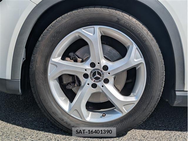 Mercedes Benz GLA-CLASS 2019-04 6676831-8