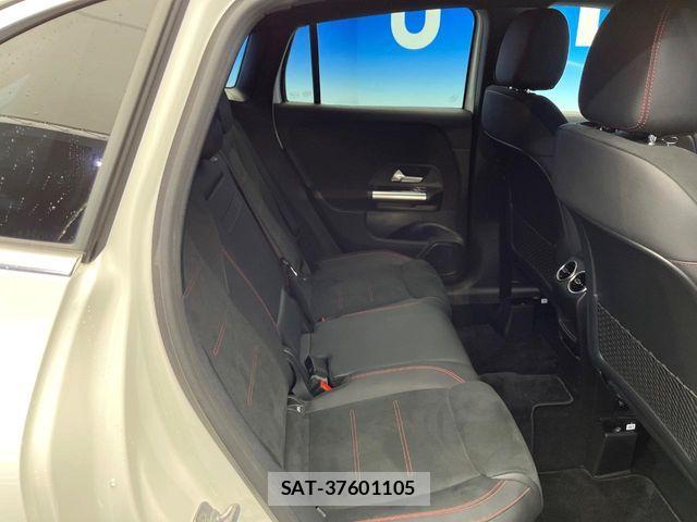 Mercedes Benz GLA-CLASS 2023-12 6676828-9