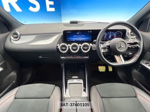 Mercedes Benz GLA-CLASS 2023-12 6676828-1