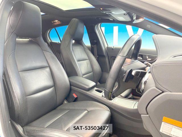 Mercedes Benz GLA-CLASS 2018-06 6676836-12