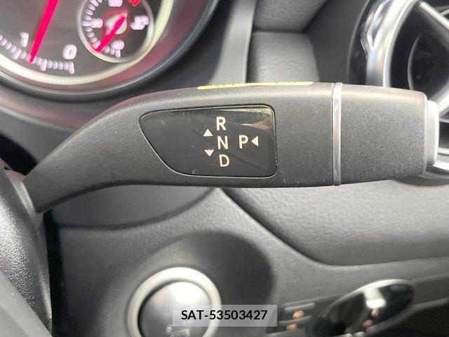 Mercedes Benz GLA-CLASS 2018-06 6676836-15