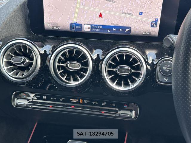 Mercedes Benz GLA-CLASS 2024-08 6676826-15