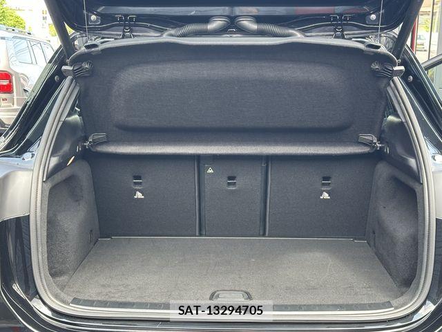 Mercedes Benz GLA-CLASS 2024-08 6676826-19