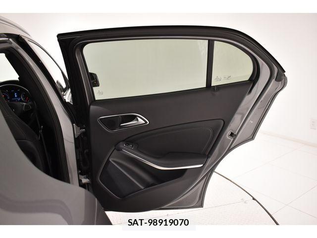 Mercedes Benz GLA-CLASS 2019-09 6716633-15