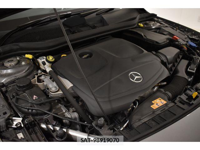 Mercedes Benz GLA-CLASS 2019-09 6716633-23