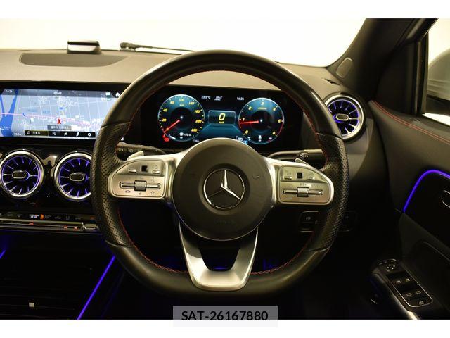 Mercedes Benz GLA-CLASS 2021-06 6716632-10