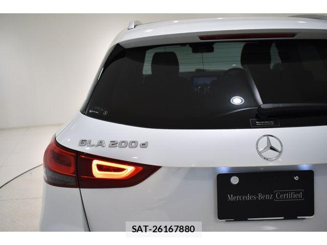 Mercedes Benz GLA-CLASS 2021-06 6716632-16