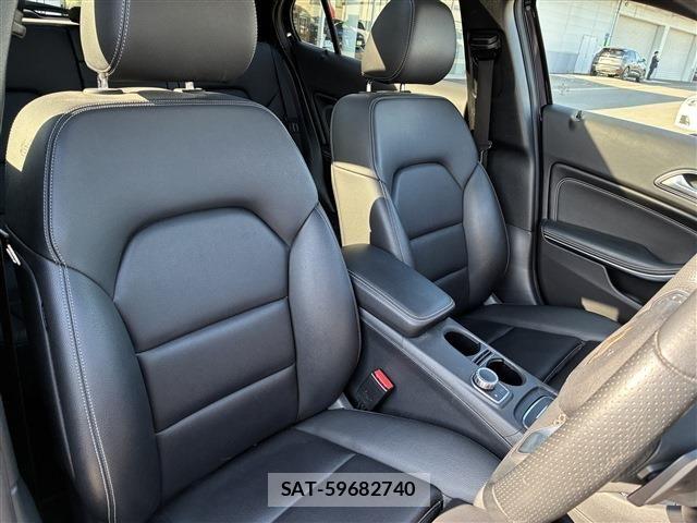 Mercedes Benz GLA-CLASS 2017-09 6716641-13