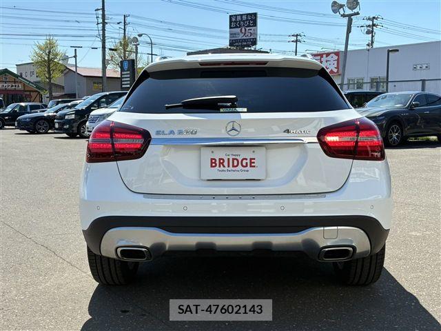 Mercedes Benz GLA-CLASS 2019-06 6752373-4