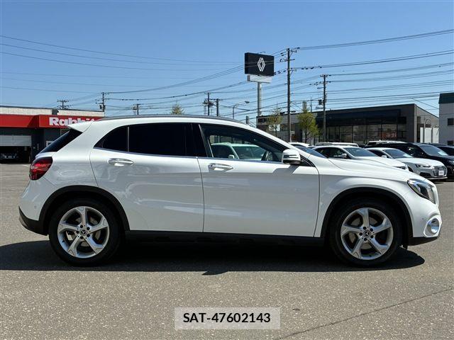 Mercedes Benz GLA-CLASS 2019-06 6752373-6