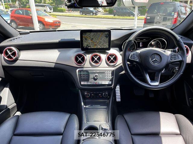 Mercedes Benz GLA-CLASS 2017-07 6752375-1