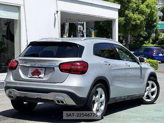 Mercedes Benz GLA-CLASS 2017-07 6752375-2