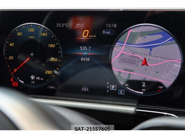 Mercedes Benz GLA-CLASS 2022-10 6752372-14